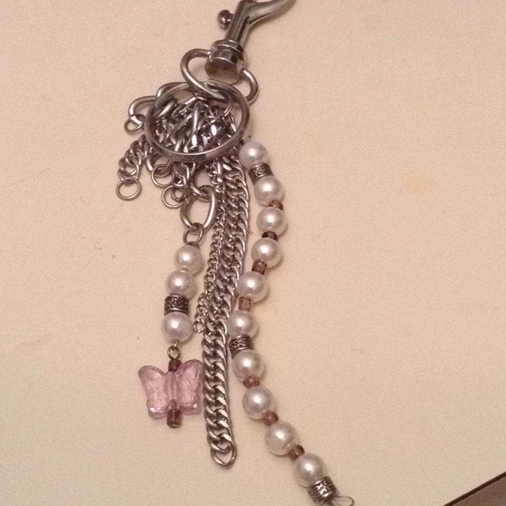 Key holder / clip NWOT
